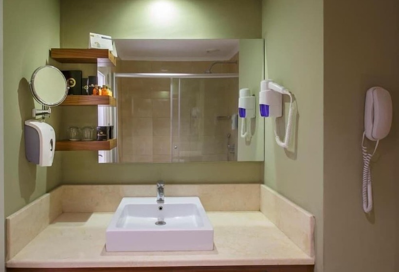 اتاق لوکس با چشم‌انداز دریا, Side Crown Serenity All Inclusive