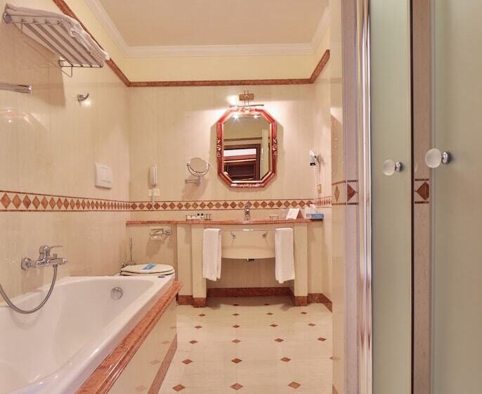 سوییت جونیور, Terme Imperial