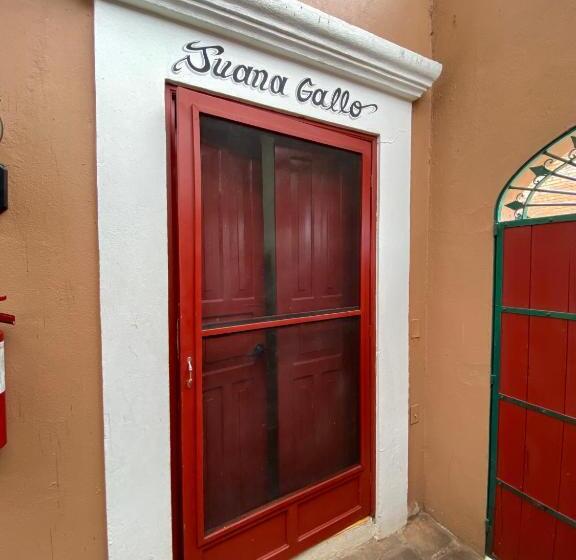اتاق لوکس, Casa María Félix
