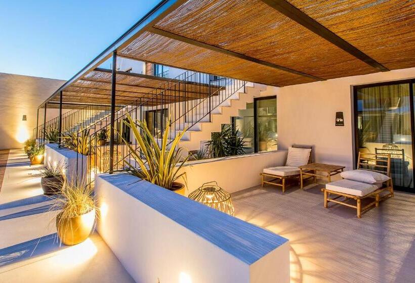 Suite with Terrace, Can Micalet Formentera