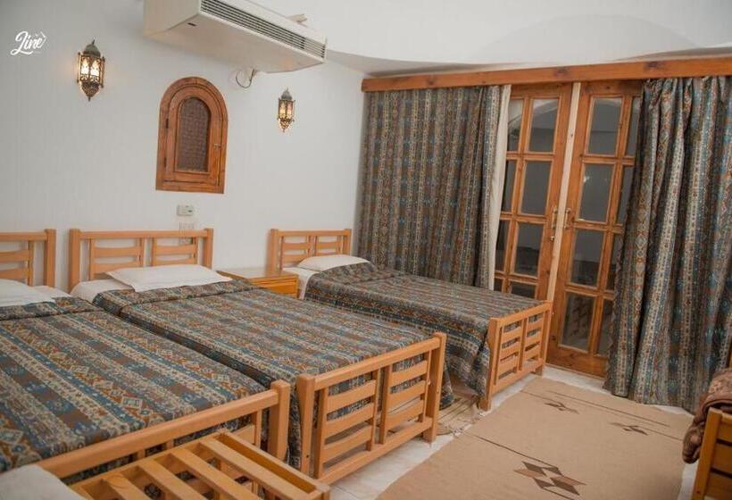 اتاق سه نفره سوپریور با چشم‌انداز دریا, Lagona Dahab