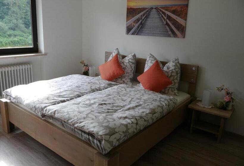 Номер Стандарт, Ferienhaus Tüchersfeld