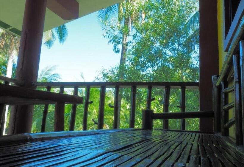 Номер Стандарт с Террасой, Gustav S Place Silver Beach Dive Resort
