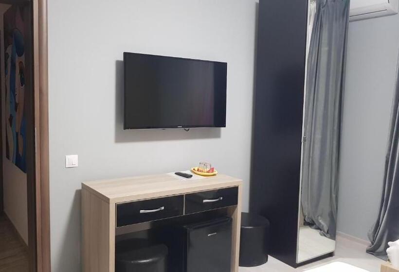 Chambre Deluxe, Vila Fara Nume