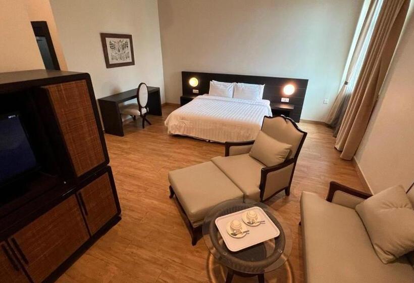 اتاق لوکس با تخت بزرگ, Tanjung Villa