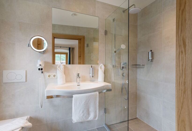 اتاق استاندارد سه نفره, Alpen Glück Hotel Unterm Rain Garni