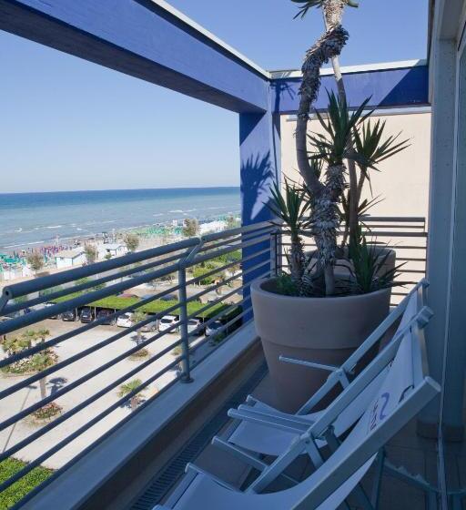 Апартаменты 2 Спальни Вид на Море, Residence La Nave