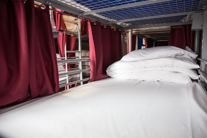 Кровать в Общей Комнате, St Christopher S Inn Shepherd S Bush