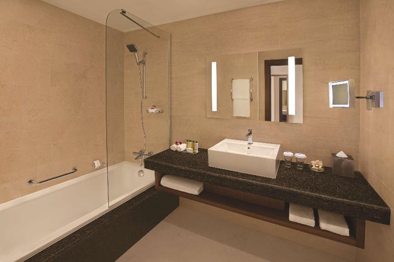 Номер Стандарт с Балконом, Doubletree By Hilton Resort & Spa Marjan Island