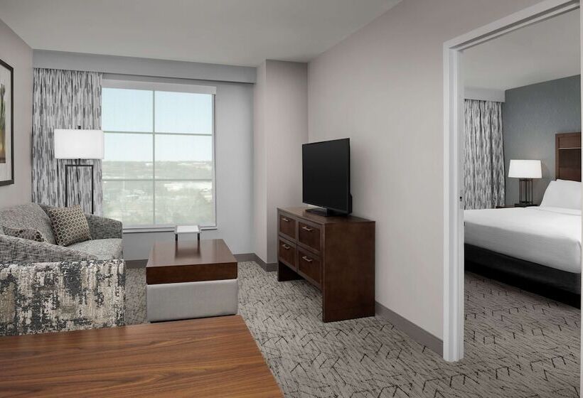 디럭스 스위트, Embassy Suites Springfield