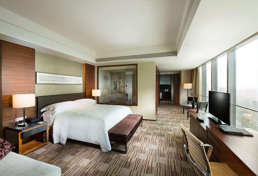 Номер Deluxe Кровать Кинг, Hilton Shijiazhuang