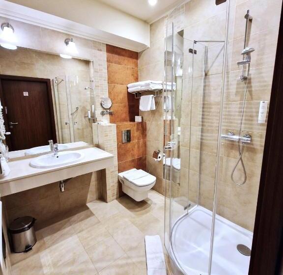 اتاق پرمیوم, Korona Spa & Wellness