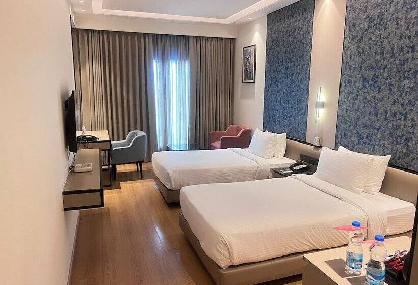 اتاق لوکس, Ramada By Wyndham Jalandhar City Center