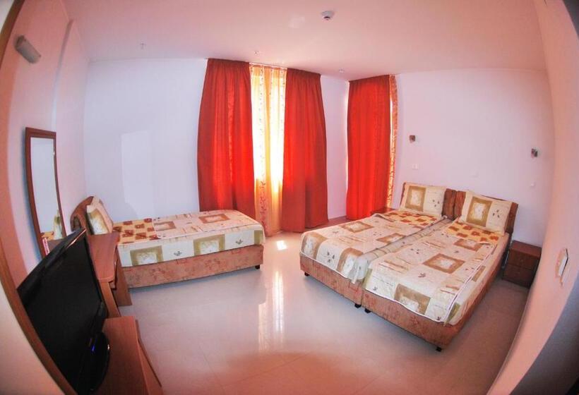 اتاق لوکس سه تخته, Villa Milka