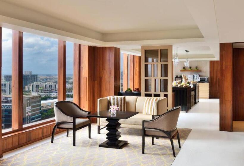Полулюкс Президентский, Bengaluru Marriott Hotel Whitefield