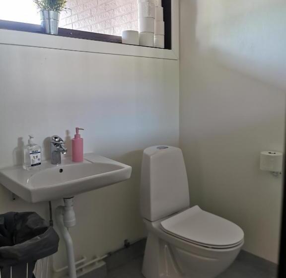 Quarto Estandar Individual Banheiro Compartilhado, Saxvikens Vandrarhem