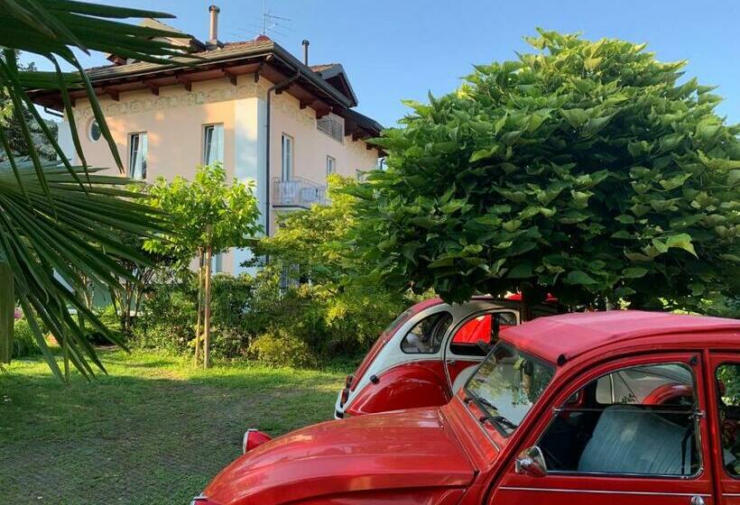 اتاق استاندارد با چشم‌انداز باغ, Casabella Lago Maggiore