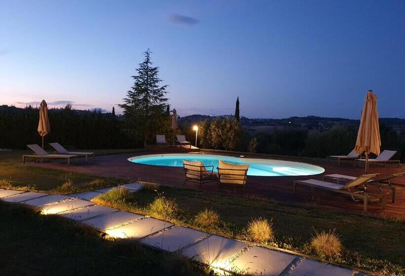 Люкс Вид на Бассейн, Villa Morro Suites