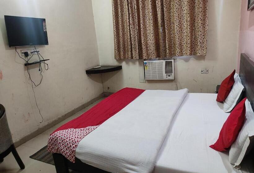اتاق کلاسیک سه تخته, Oyo 87256 Nu Regency Hotal Dharuhera