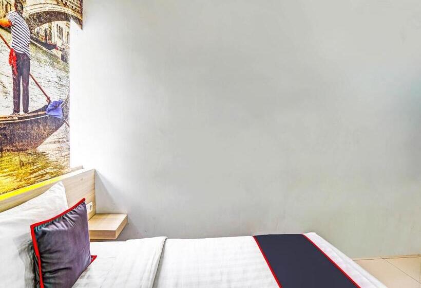 디럭스 룸, Capital O 90888 Bintang Diponggo Residence
