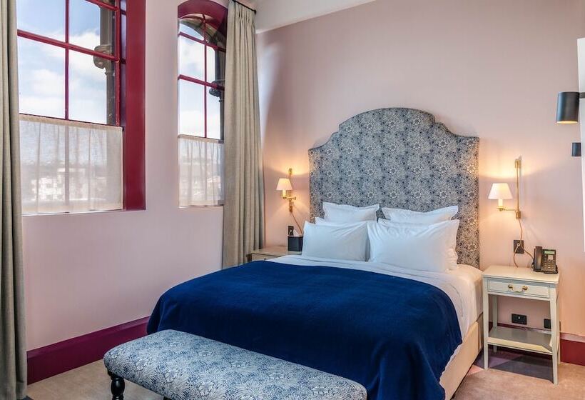 デラックスルーム, The Observatory Hotel Christchurch