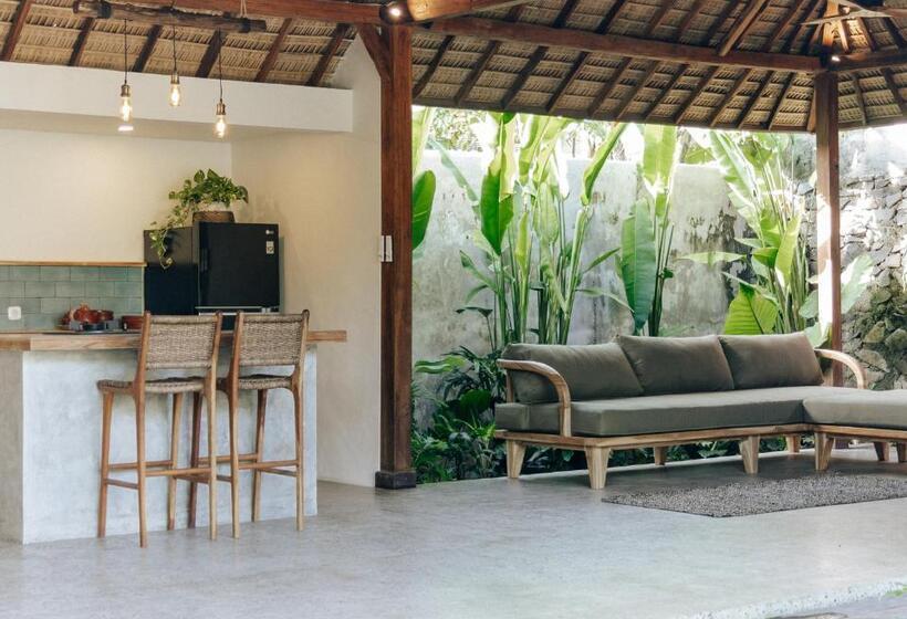 Вилла 2 Спальни, Jati Kuta Lombok