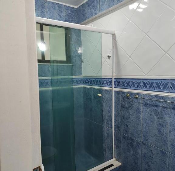 خانه 2 خوابه, Suítes Cabo Frio