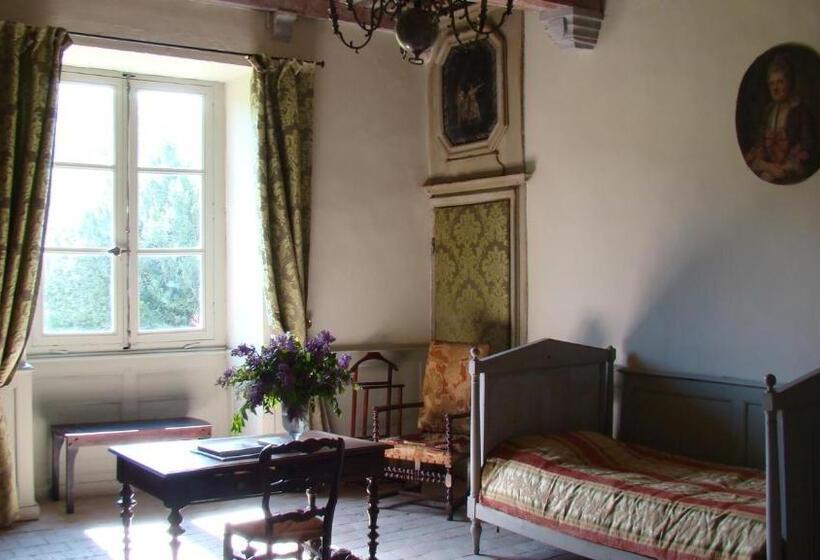 Suíte Familiar, Château D Ozenay