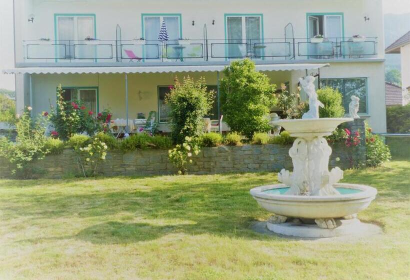 1 Bedroom Apartment Lake View, Villa Rauter