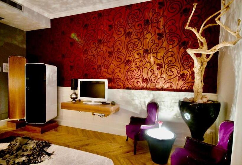 Номер Superior с Балконом, Casadodici Boutique