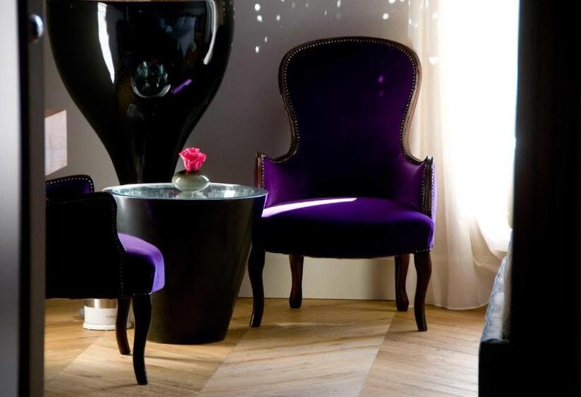 Номер Superior с Балконом, Casadodici Boutique