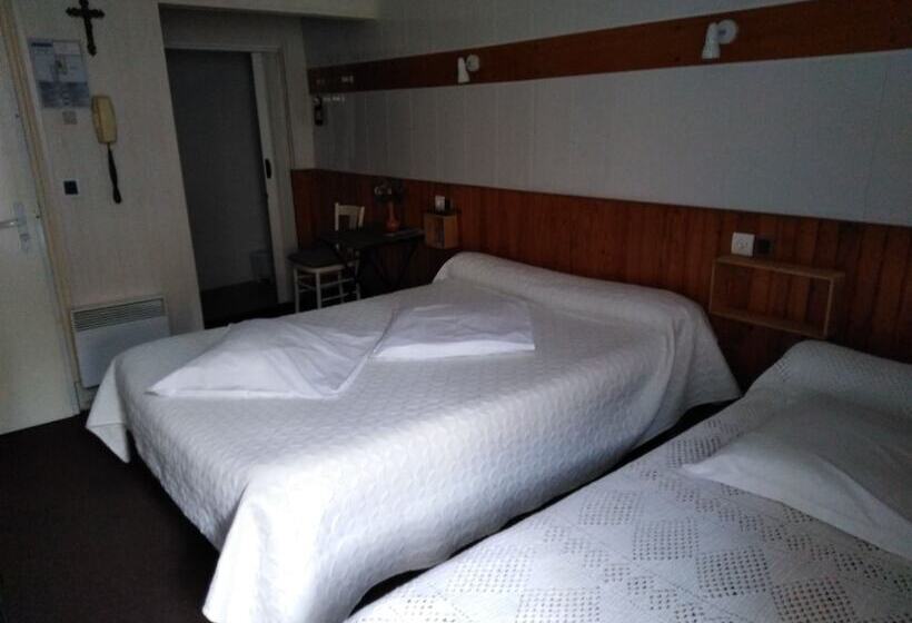Номер Стандарт Трехместный, Chalet Saint Louis