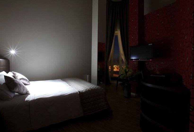 Номер Стандарт, Ekk