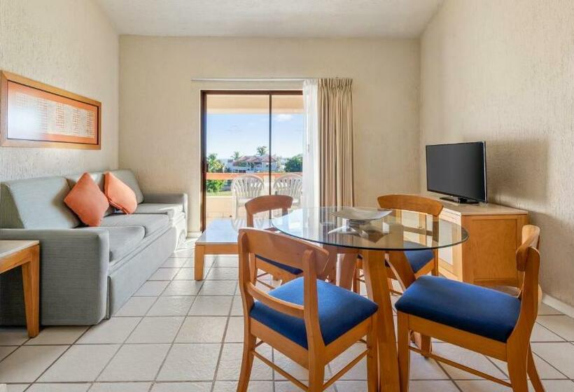 スーペリアの４人部屋, Park Royal Homestay Los Cabos