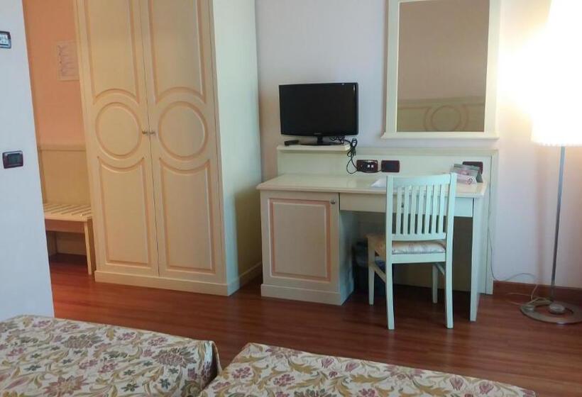 اتاق استاندارد, Plazza