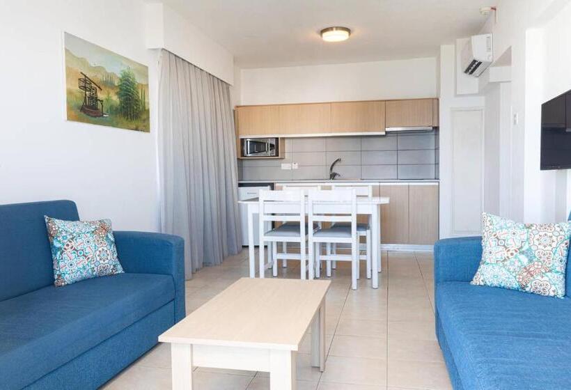 带1个卧室的带海景的公寓, Vrissaki Hotel Apartments