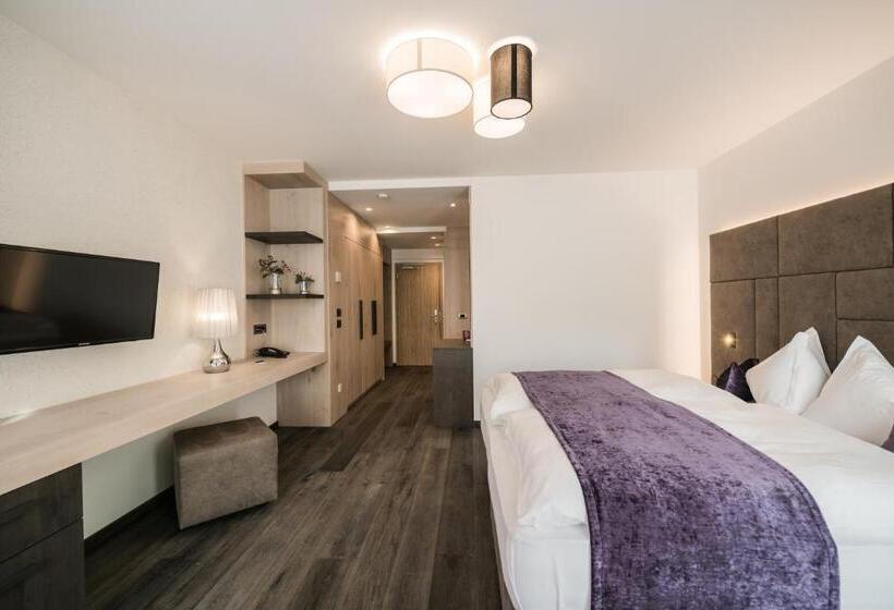 Полулюкс, Alpinhotel Keil