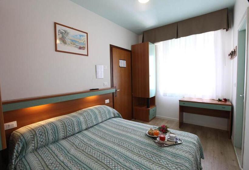 Economy Room, Derby S