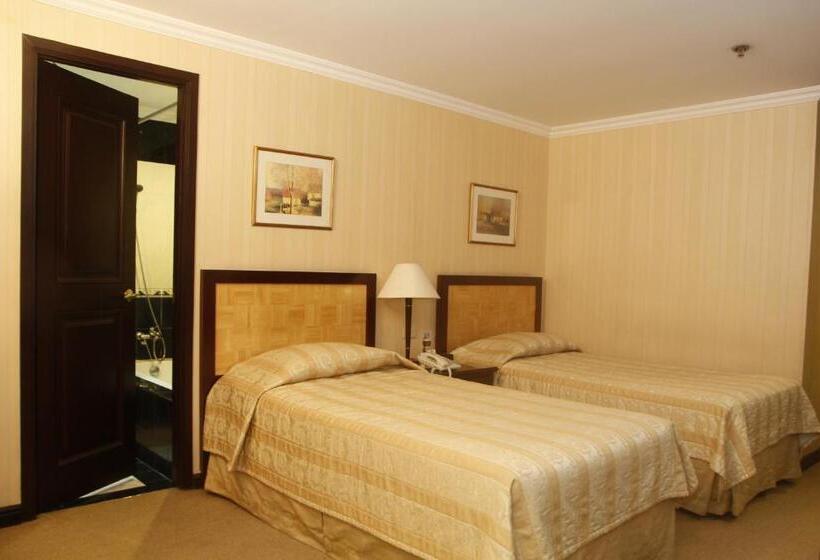 수피리어 룸, Herald Suites Solana