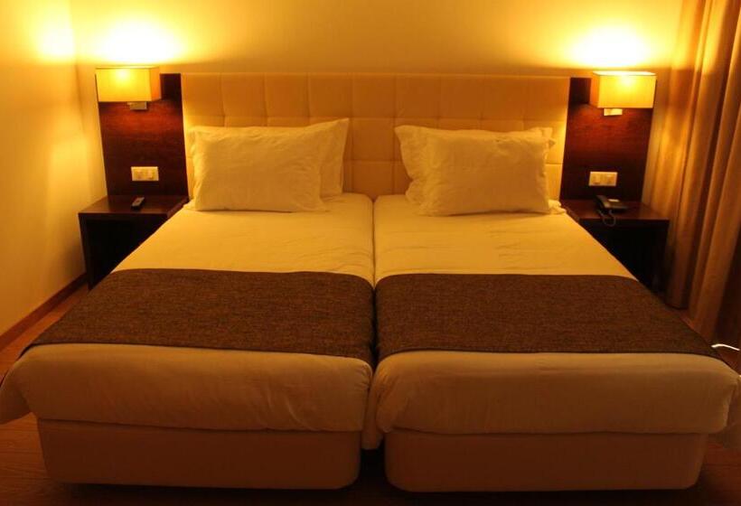 Quarto Superior, O Gato & Spa
