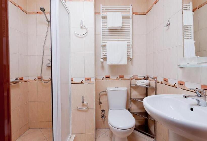 اتاق استاندارد, Wellness Medical Spa Unitral