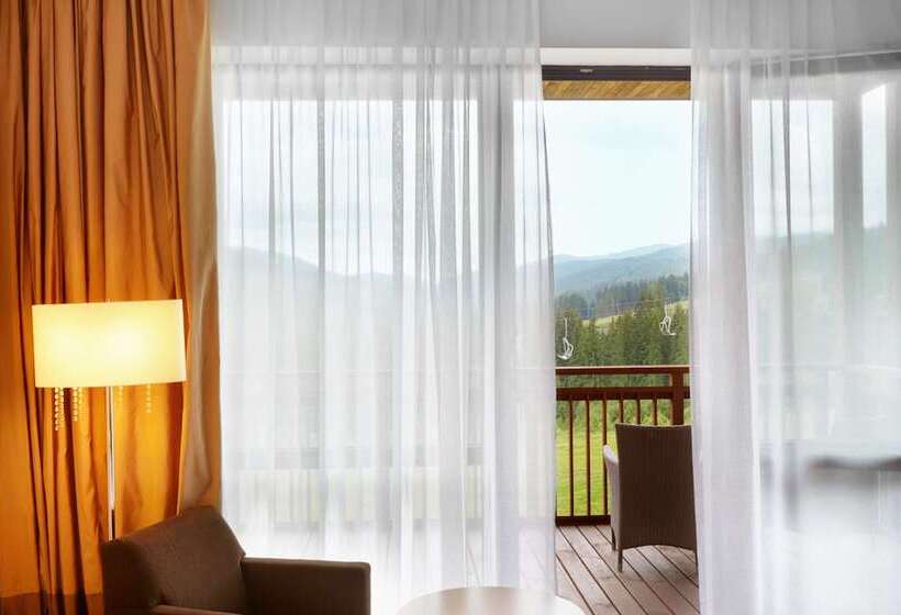اتاق سوپریور با چشم‌انداز, Radisson Blu Resort, Bukovel