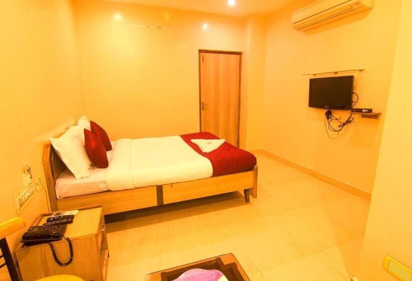 Deluxe Room, Jjs Park Inn