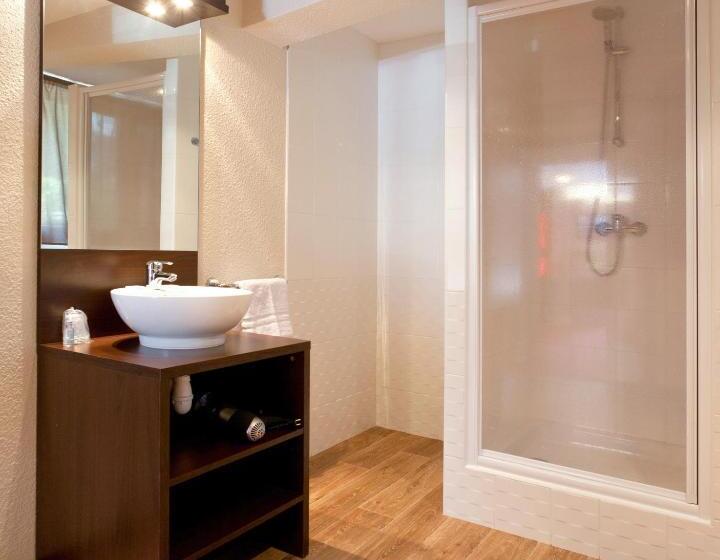 اتاق استاندارد با چشم‌انداز, Sowell Hotels Mont Blanc Et Spa