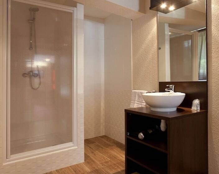اتاق استاندارد سه نفره, Sowell Hotels Mont Blanc Et Spa