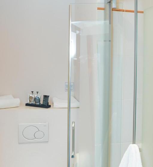 Семейный Номер, The Originals Boutique La Villa Ouest & Spa