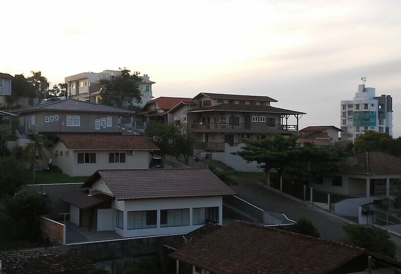 디럭스 트리플 룸, Vila Alaide Praia