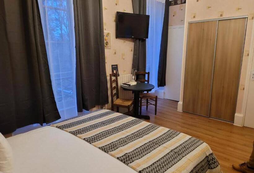 اتاق استاندارد, Le Chalet Montégut