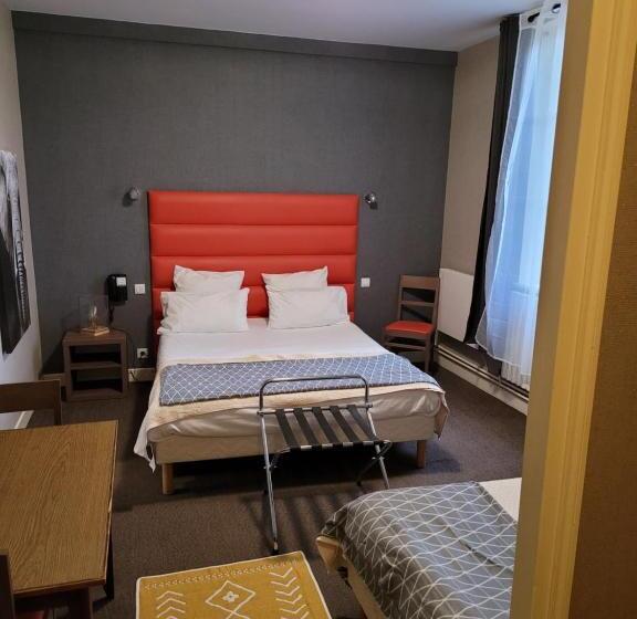 اتاق استاندارد سه نفره, Le Chalet Montégut