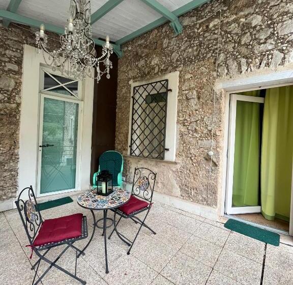 Люкс с гидромассажем, Villa Euchelia